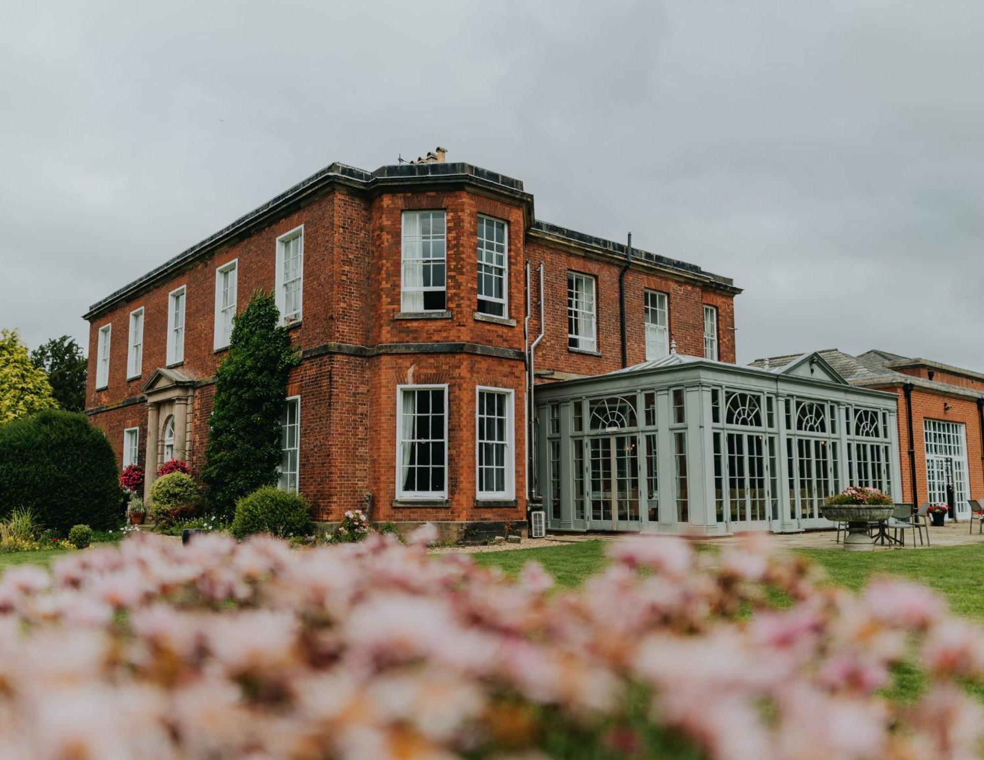 Dovecliff Hall Hotel Burton-upon-Trent Exterior foto